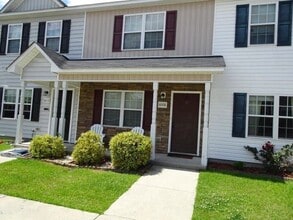 Building Photo - 8008 Banister Loop