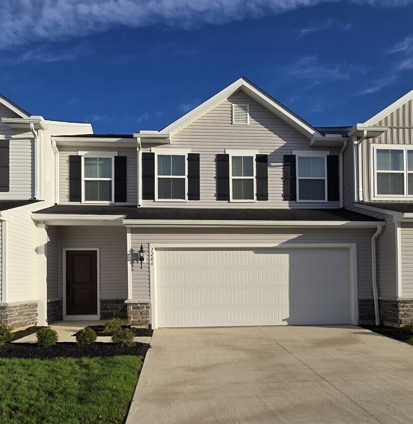 Foto principal - 1206 Ayla Ave