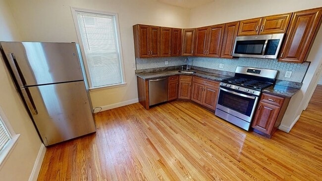Building Photo - 55 Hazleton St