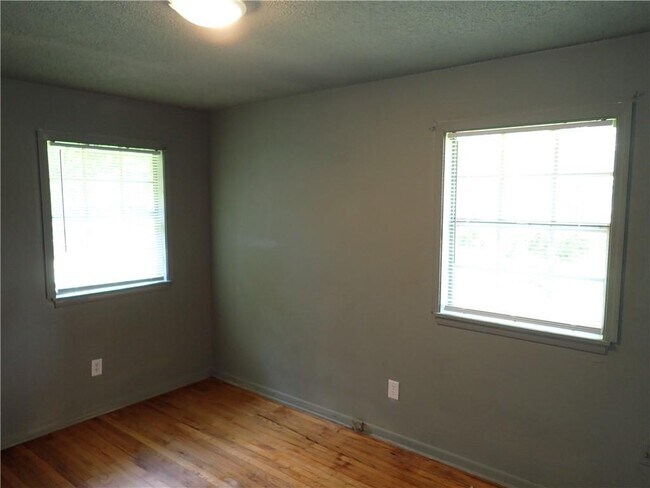 Foto del edificio - 3427 Stovall St