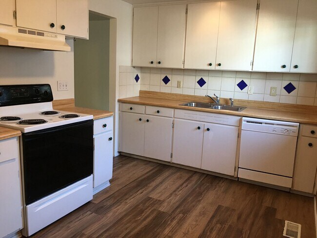 Foto del edificio - Great home in desirable Springfield!