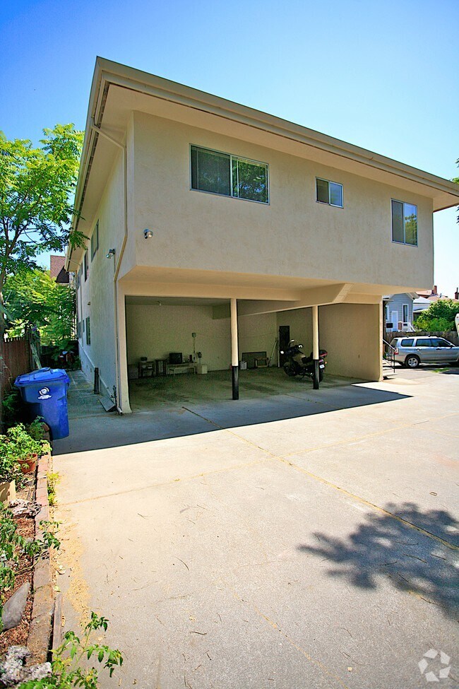 Foto del edificio - 2128 Alameda Ave