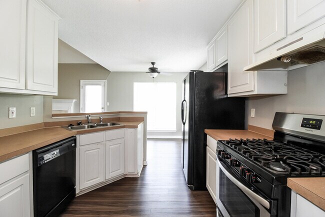 Building Photo - 4922 Ozment Ridge Ct