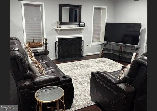 Building Photo - 8619 Cipriano Springs Ct