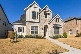 Building Photo - 1124 Putnam Dr