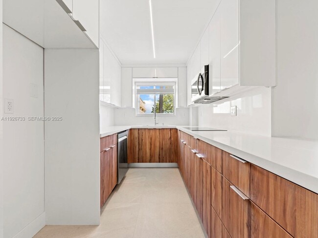 Foto del edificio - 4854 NW 7th St