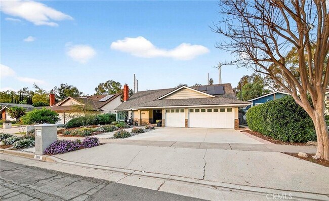 Foto del edificio - 2109 Smokewood Ave