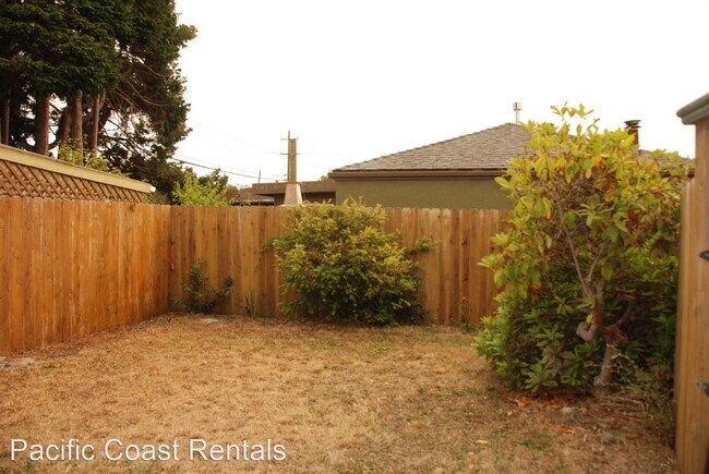Building Photo - 2 br, 1 bath House - 3241 Glen Street