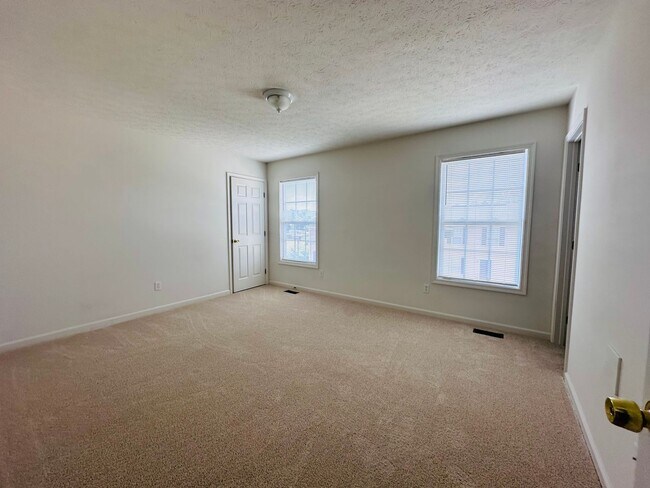 Foto del edificio - 3 Bedroom 2.5 Bath Townhouse