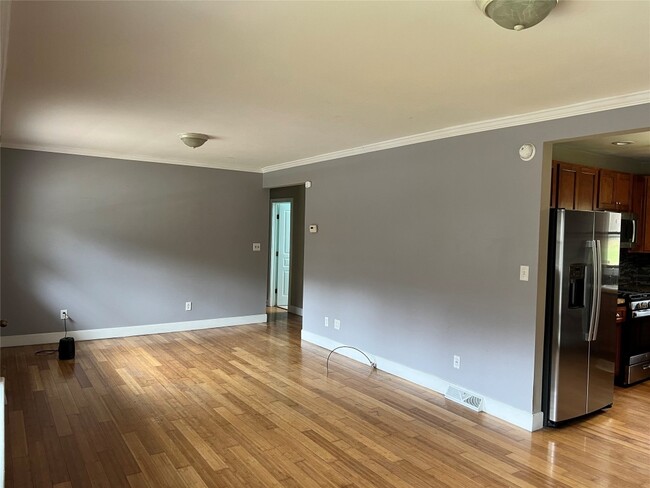 Building Photo - 1710 Peckham Rd