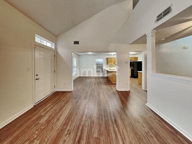 Foto del edificio - 5557 Lemley Road NW