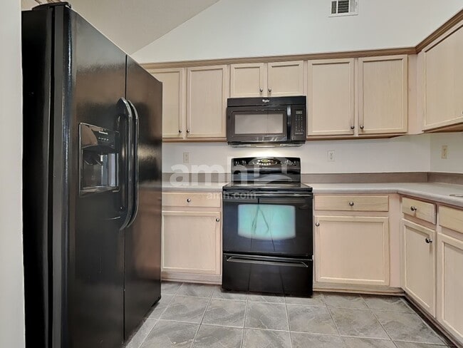 Building Photo - 6889 Show Boat Ln