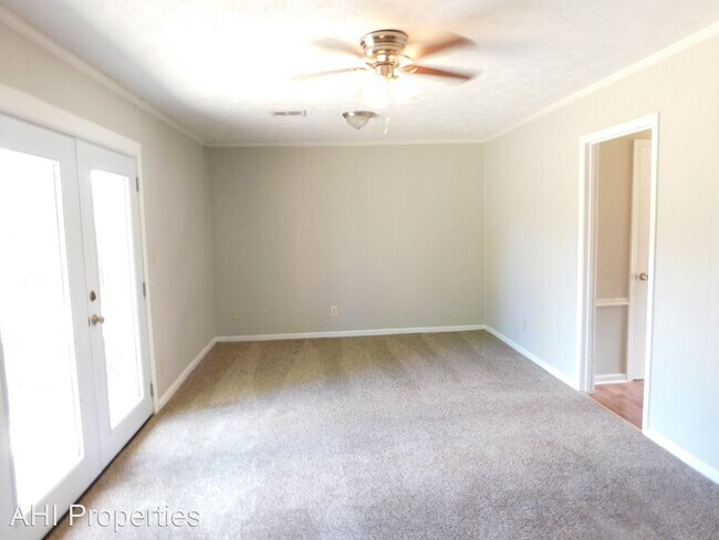 Building Photo - 3 br, 2 bath House - 3704 Carriage Place