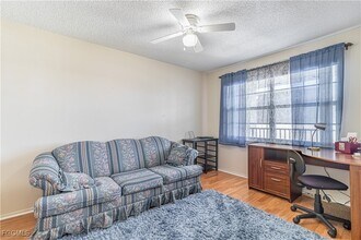 Building Photo - 1828 Pine Valley Dr