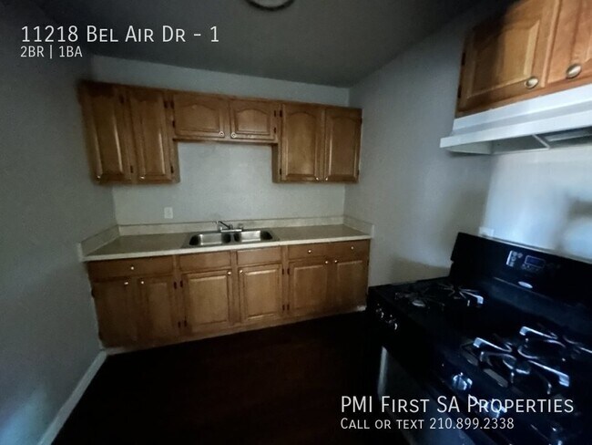 Building Photo - 11218 Bel Air Dr-1