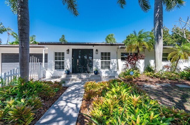Building Photo - 10271 SW 160th St