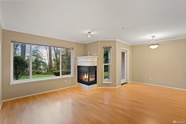 Foto del edificio - 5000 NW Village Park Dr