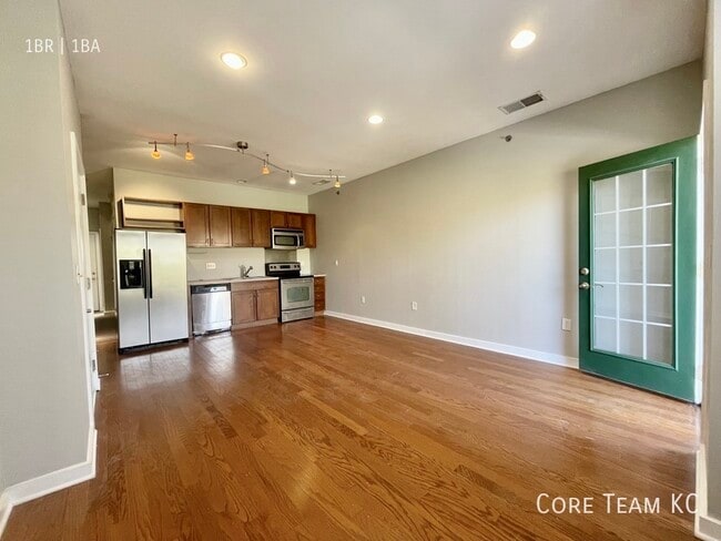 Building Photo - 2911 Cherry St