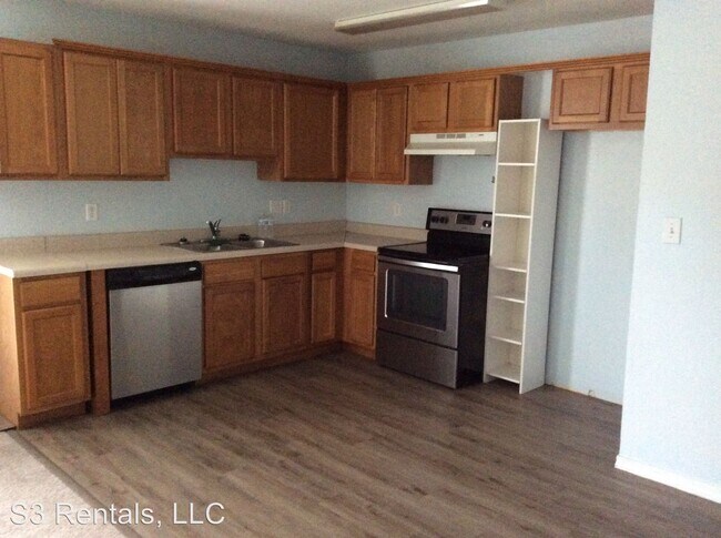 Building Photo - 910 Park View Pl