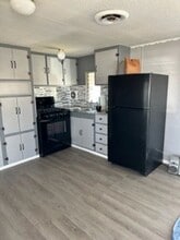 Building Photo - 1166 Quartz Ave