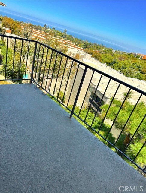 Foto del edificio - 5959 Peacock Ridge Rd