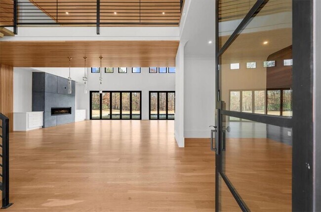 Building Photo - 2386 Trinity Church Rd