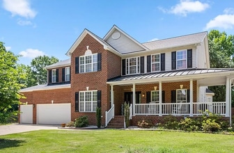 Building Photo - 1303 Harvard Ct