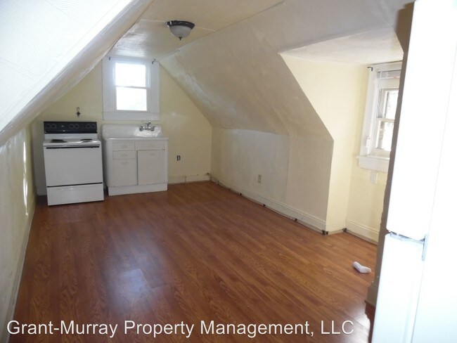 Building Photo - 1806 Morganton Rd