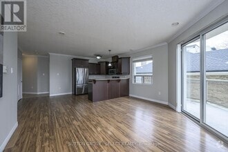 Building Photo - 435-435 Colborne St