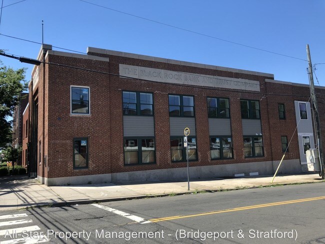 Foto del edificio - 2836 Fairfield Ave