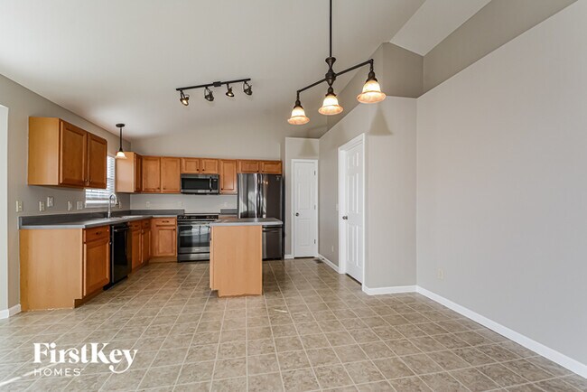 Building Photo - 24 Crimson Leaf Ct