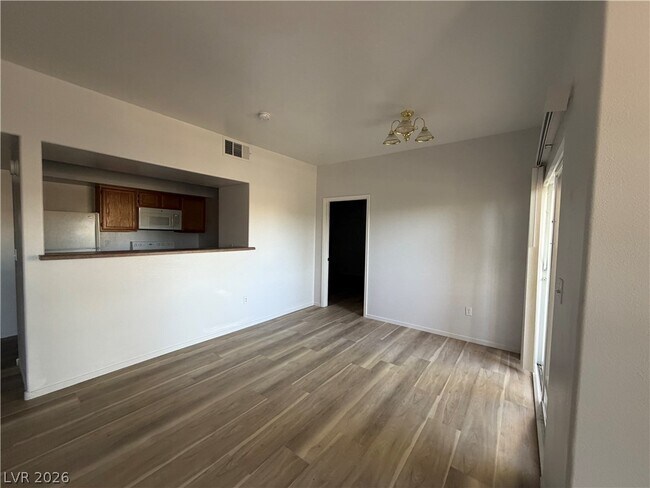 Foto del edificio - 7255 W Sunset Rd