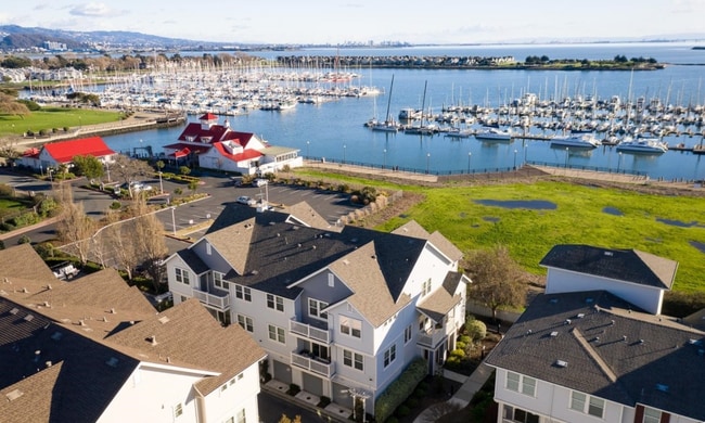 Building Photo - 2565 Day Sailor Ct