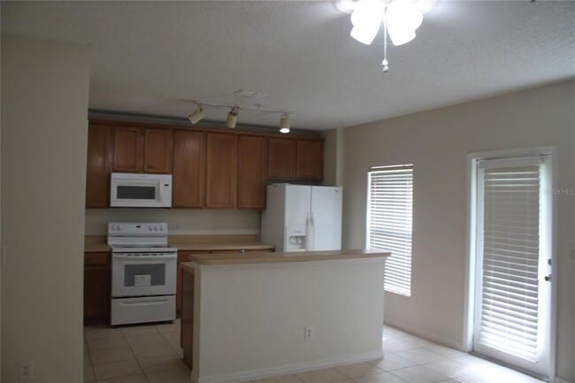 Building Photo - 2102 Jeremiah Way