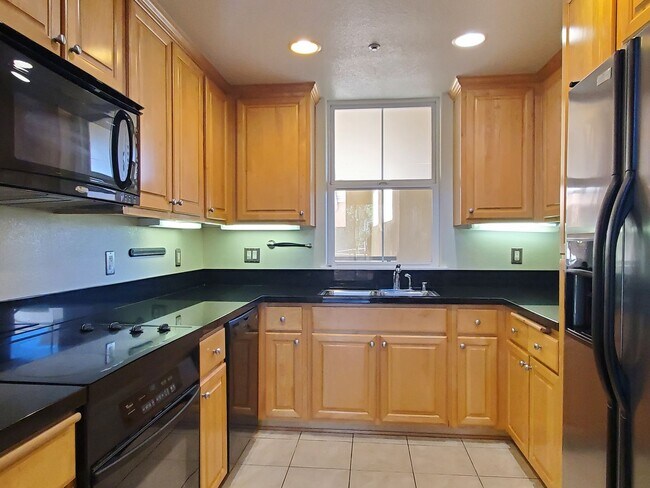 Foto del edificio - 1310 Saddle Rack St