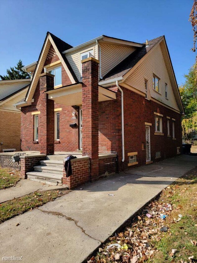 5 br, 2 bath House 16523 Cheyenne St House Rental in Detroit, MI