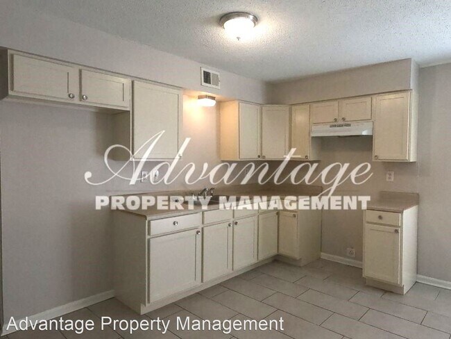 Foto del edificio - 3 br, 1 bath House - 483 Ferncliff Cv.