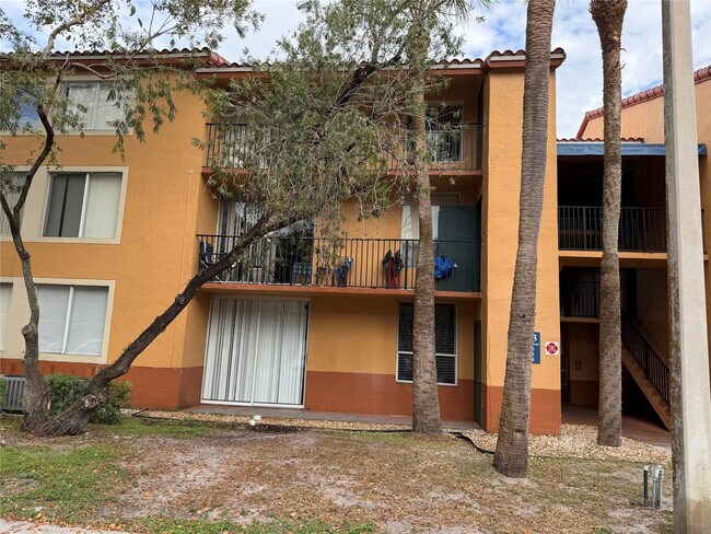 Building Photo - 10773 Cleary Blvd