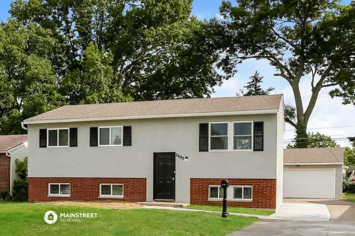 Primary Photo - 2683 St Joseph Ave