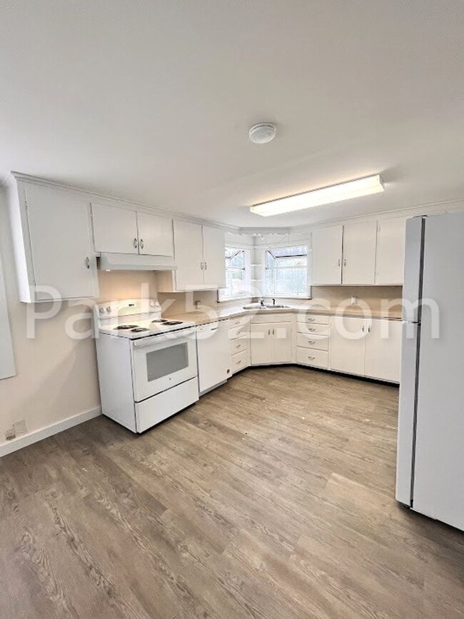 Foto del edificio - Small Pet Friendly, 2 Bedroom, Single Fami...