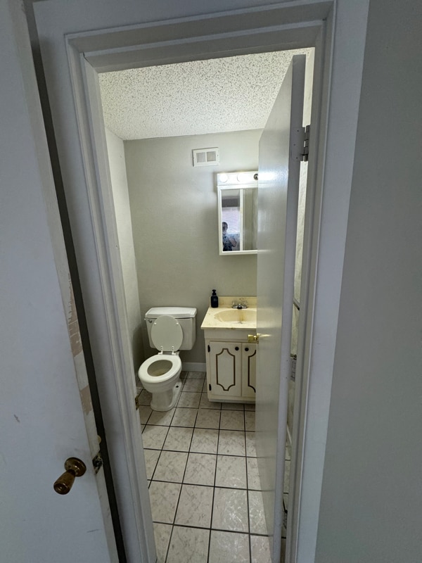 Building Photo - 1065 Carriage Cir