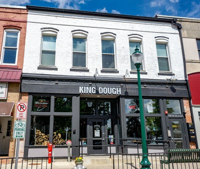 Building Photo - 108 W 6th St