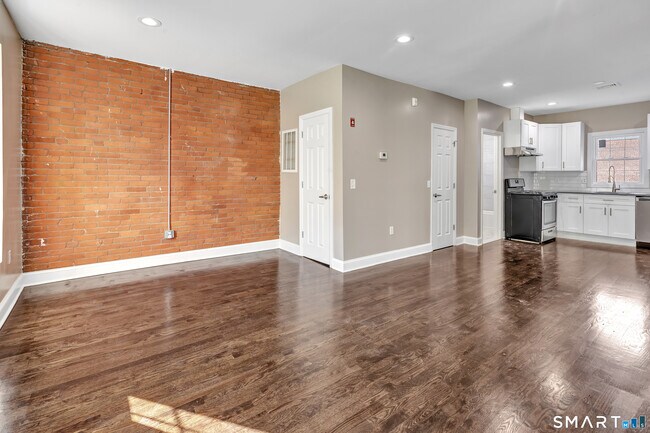 Foto del edificio - 418 Howe Ave