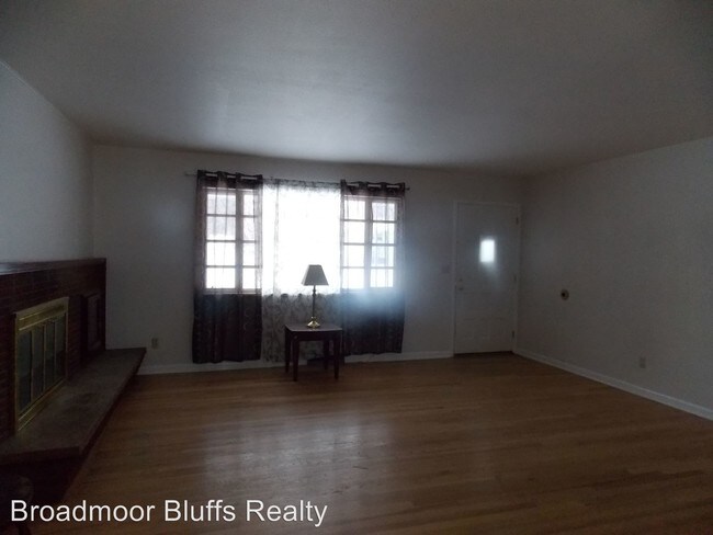 Building Photo - 3101 San Luis Dr
