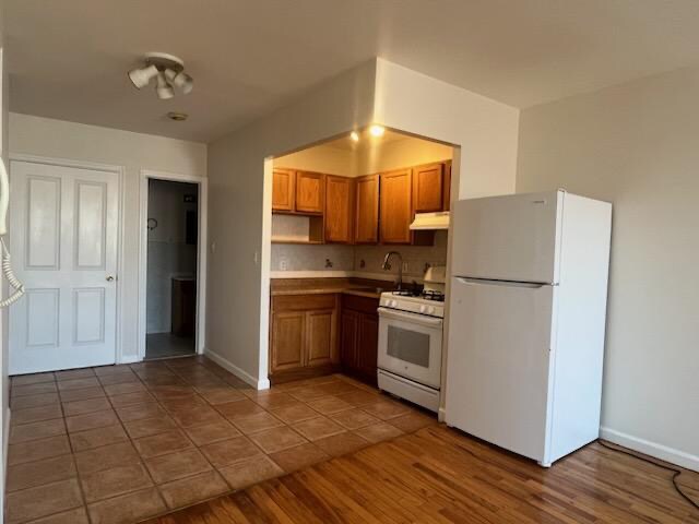 Foto del edificio - 46-11 104th St