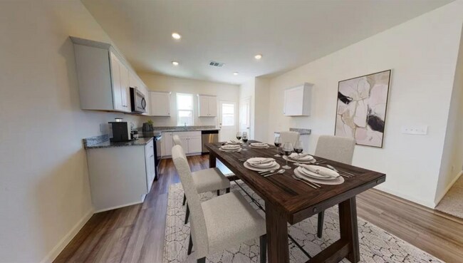 Foto del edificio - 28407 Islington Dr