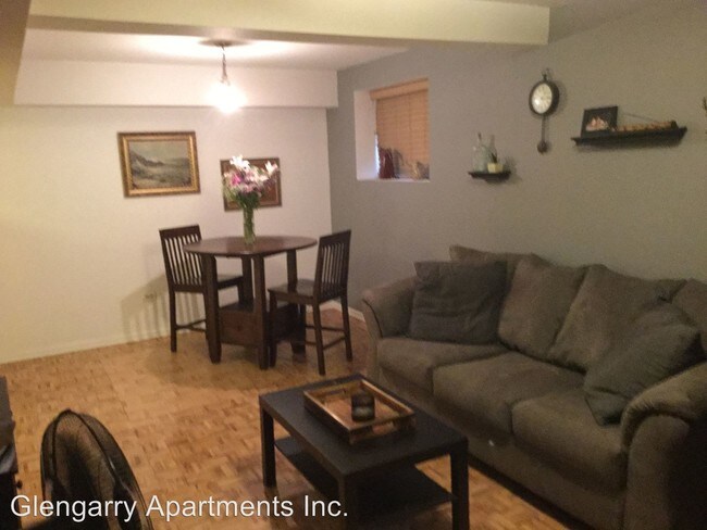 Foto del edificio - 1746 W Belle Plaine Ave