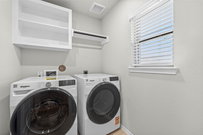 Building Photo - 26807 Chandrila Vis Ct