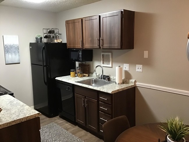 Sedona-Kitchen - Rustic Woods