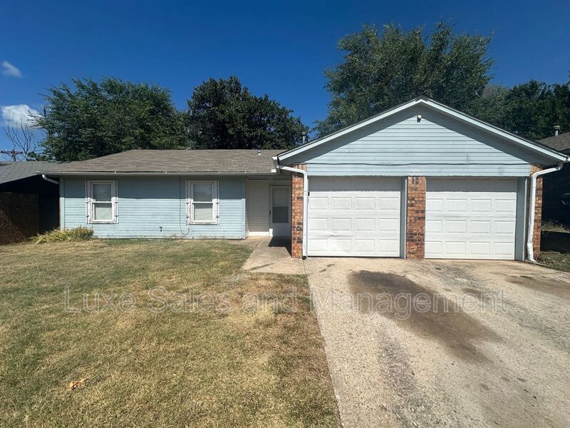 Primary Photo - 10105 Caton Pl